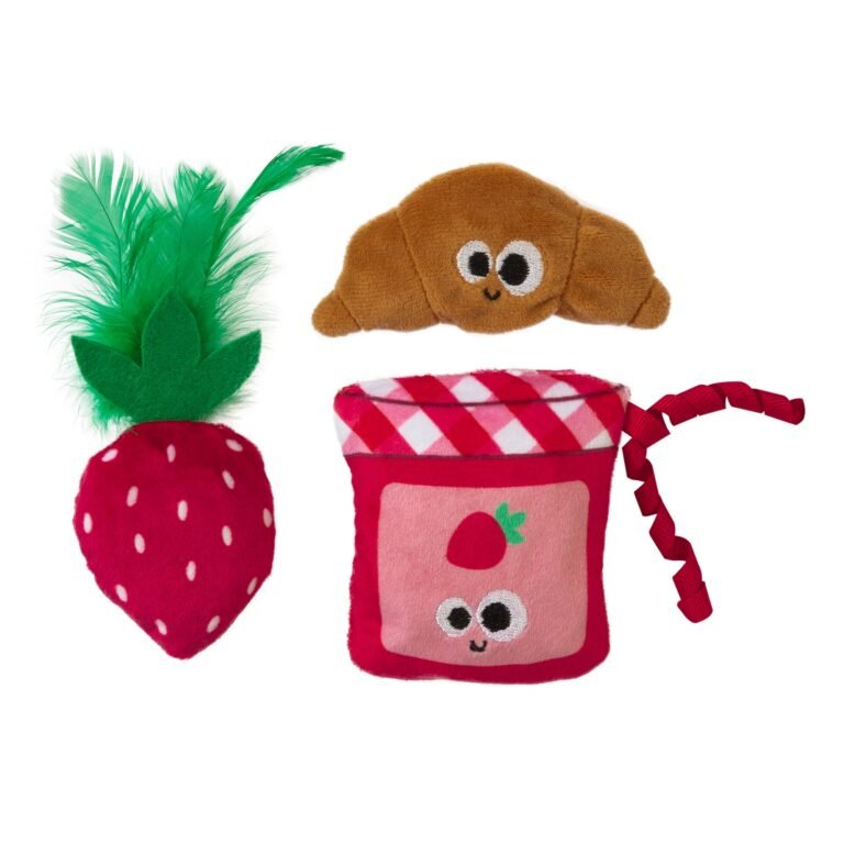 16579d mc kitty croissant 3pk front.jpg