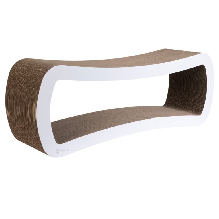 cll1 pf cat scratcher lounge bed 39x11x14.3in white 3qtr 2.jpg